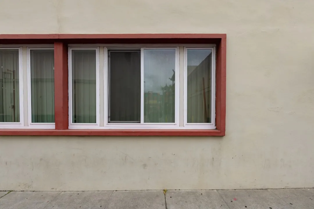 塔吊与施工电梯在高层建筑施工中的协同作业方案设计